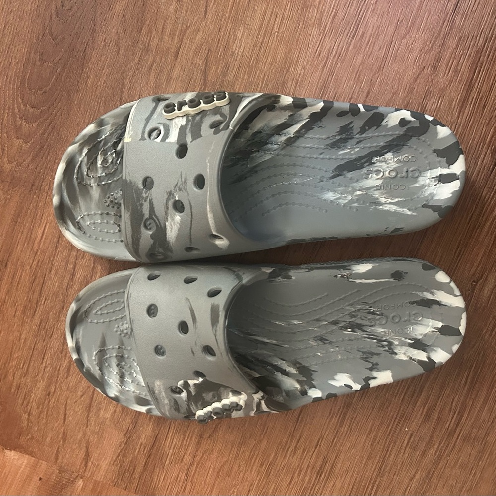 Unisex croc slides …, men size 7 women size 9